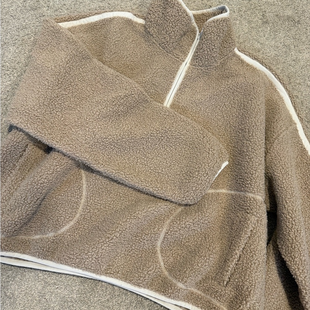 Old Navy Tan Sherpa Pullover NWT